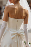 Sukienka Sweetheart Ivory Bodycon Mini Biała (bez rękawiczek)